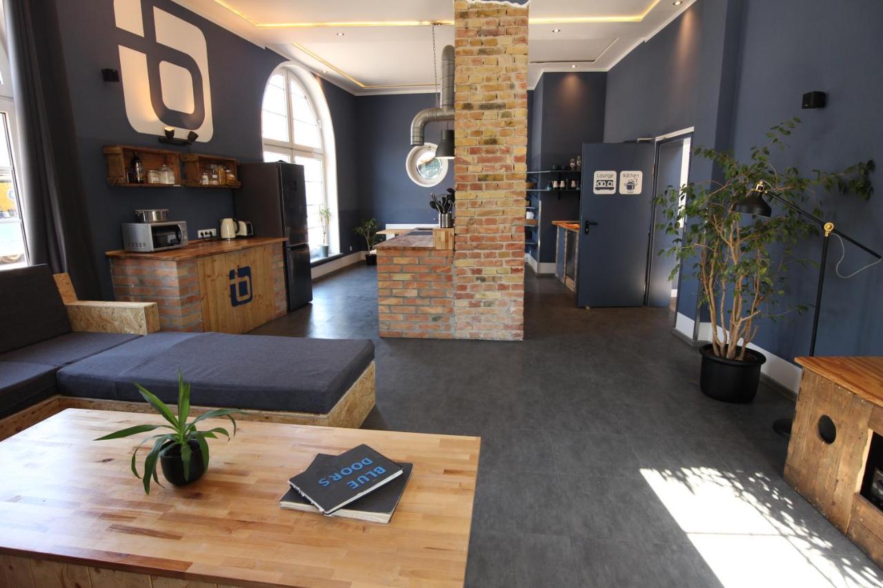 Blue Doors Hostel Ktv Rostock Bagian luar foto